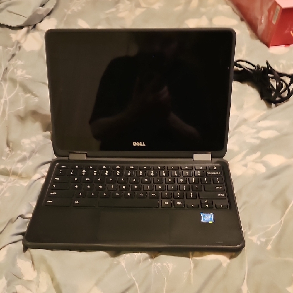 Dell Chromebook 2 In 1 Laptop/Tablet - Picture 4 of 7